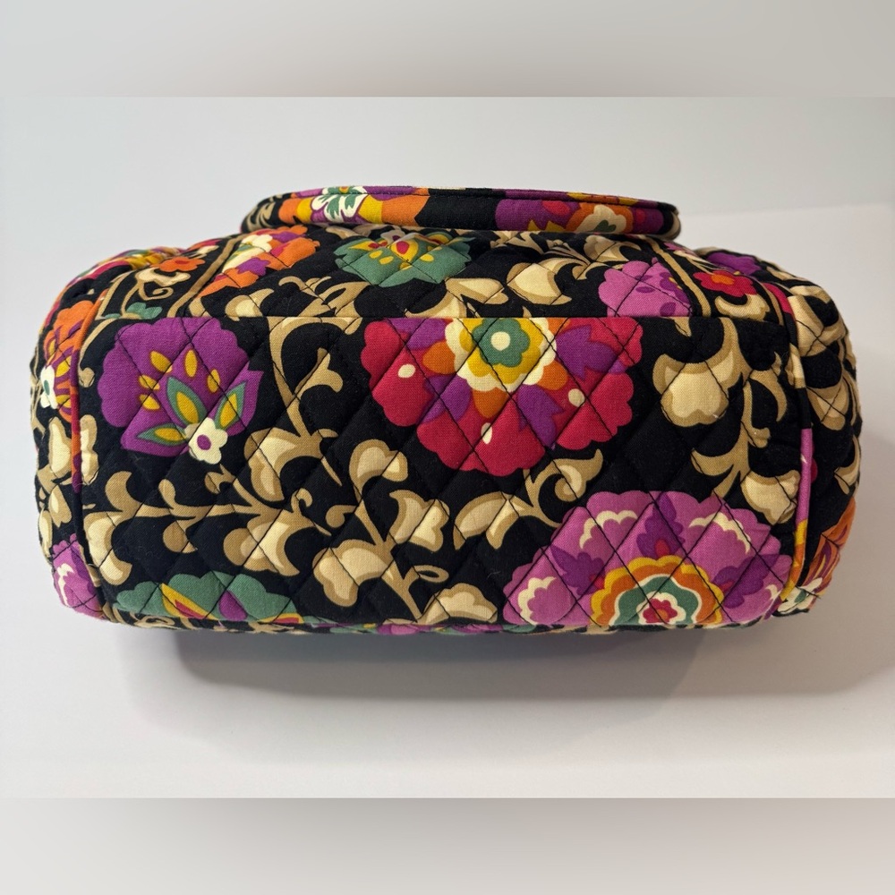 Vera Bradley Suzani Medium Tote w/ Small Makeup Bag, 2 piece bundle, NWOT - Picture 4 of 15